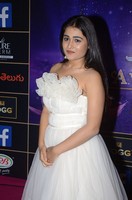 Shalini Pandey at Zee Telugu 2018 Apsara Awards